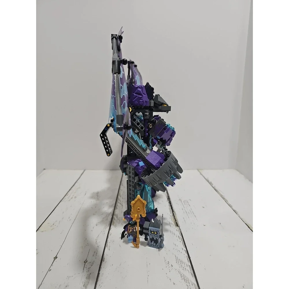 LEGO NEXO KNIGHTS: The Stone Colossus of Ultimate Destruction 70356 NOT COMPLETE